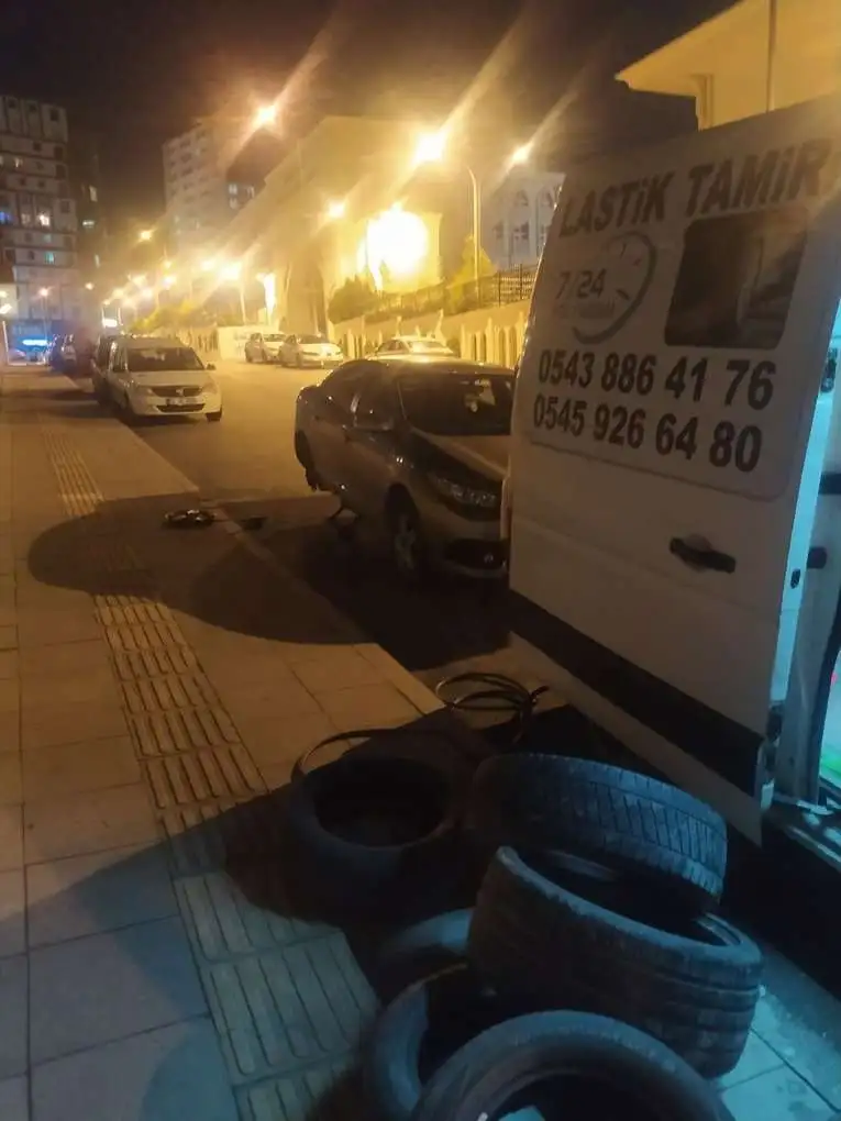 Gece Lastikçi - Gece Lastikçi | 7/24 Acil Lastik Yol Yardım
